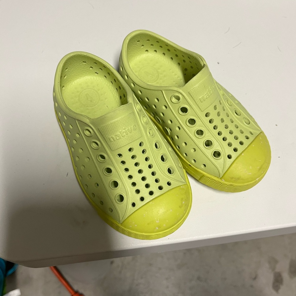 Native toddler shoes
